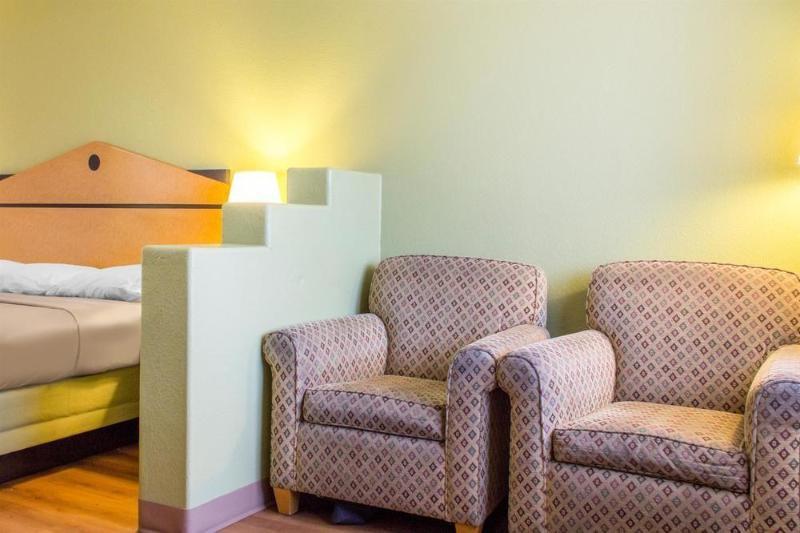 Infinity Inn & Suites Tempe Ngoại thất bức ảnh