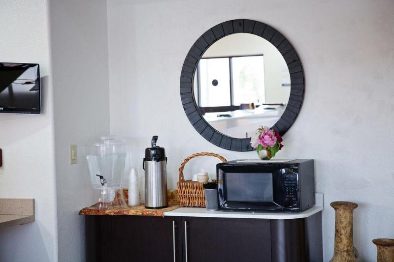 Infinity Inn & Suites Tempe Ngoại thất bức ảnh