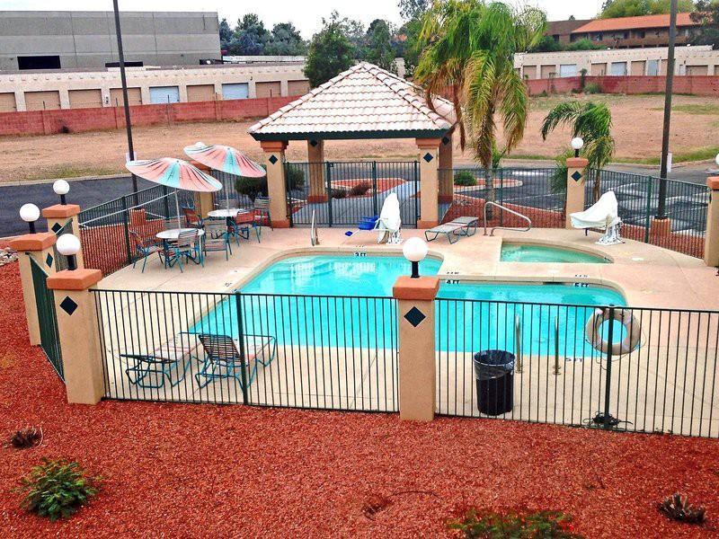 Infinity Inn & Suites Tempe Ngoại thất bức ảnh