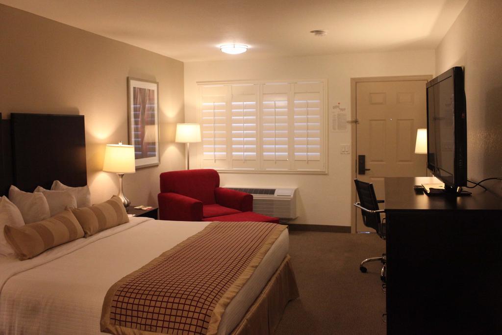 Infinity Inn & Suites Tempe Ngoại thất bức ảnh